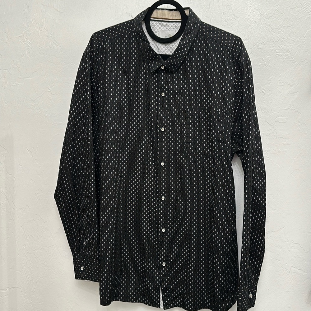 Craft & Flow 2XL Black Tan Eye Geo Print Accent Button Down Shirt